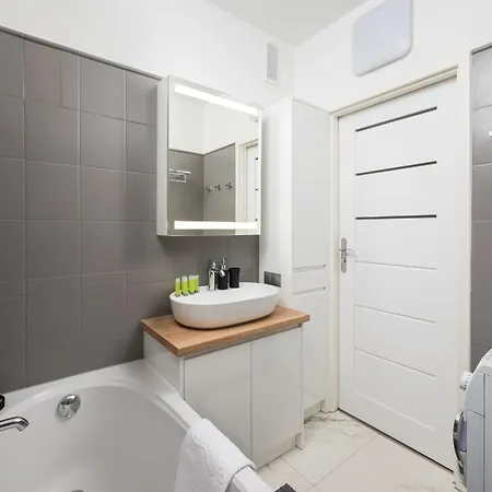 Apartment Burgaska 3-bedroom