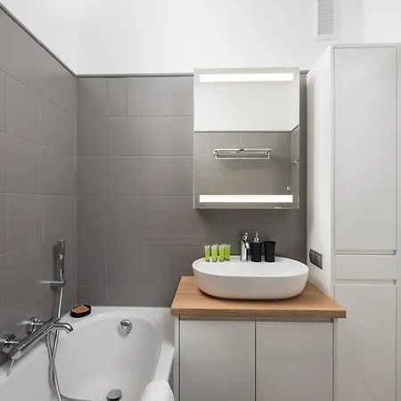 Burgaska 3-bedroom Apartament