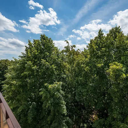 Burgaska 3-bedroom * Warszawa